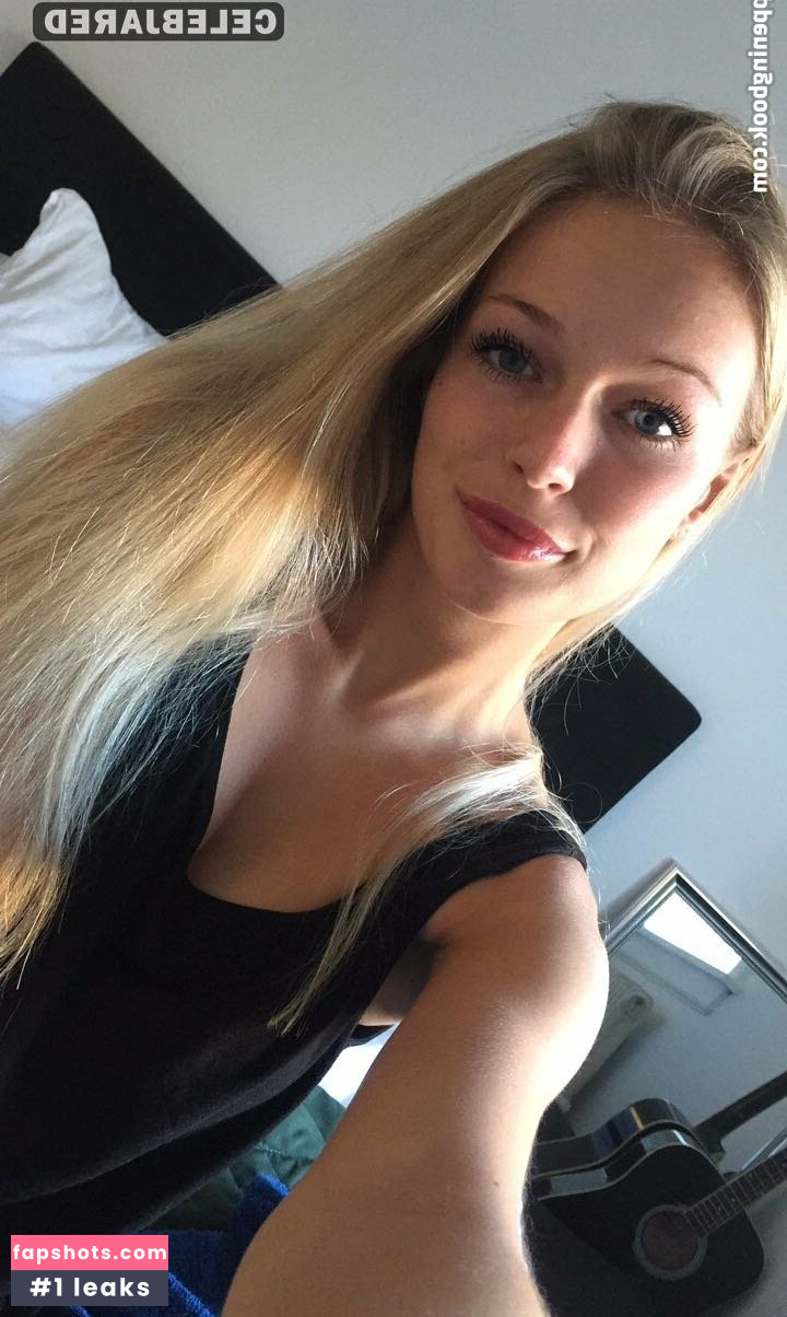 Frederikke Bach gallery photo #18