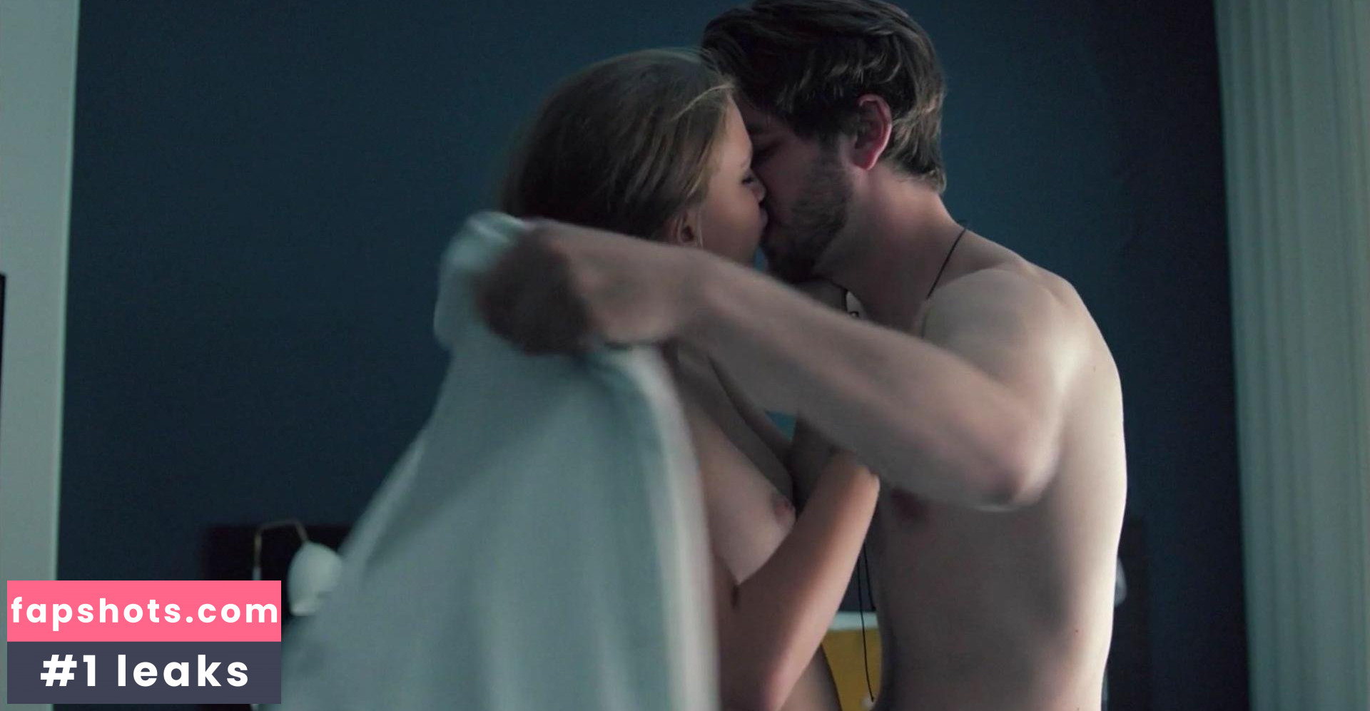 Frederikke Dahl Hansen Filtración Desnuda OnlyFans Foto #16 - Fapshots