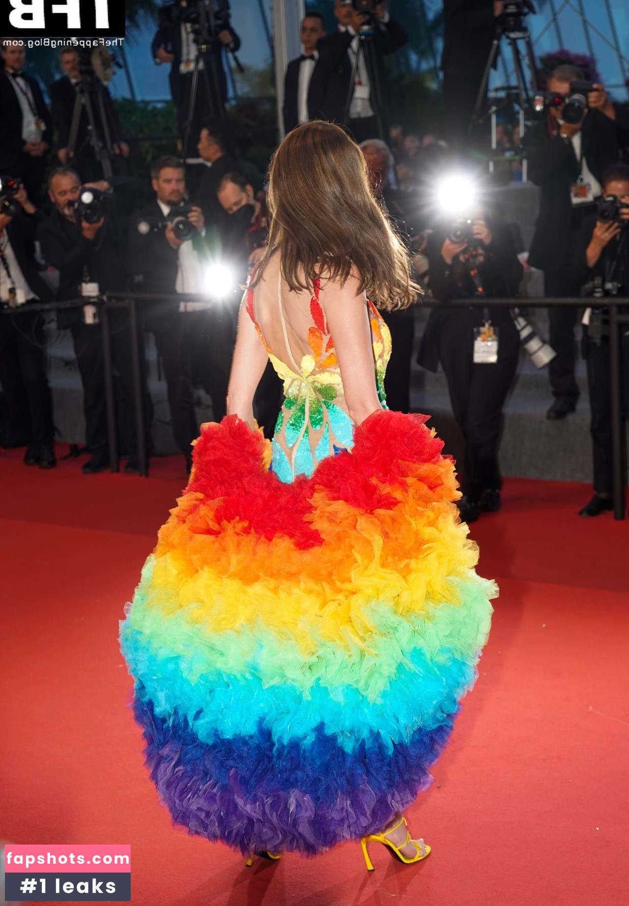 Frédérique Bel Nahé úniky fotek pouze od fanoušků #111 - Fapshots