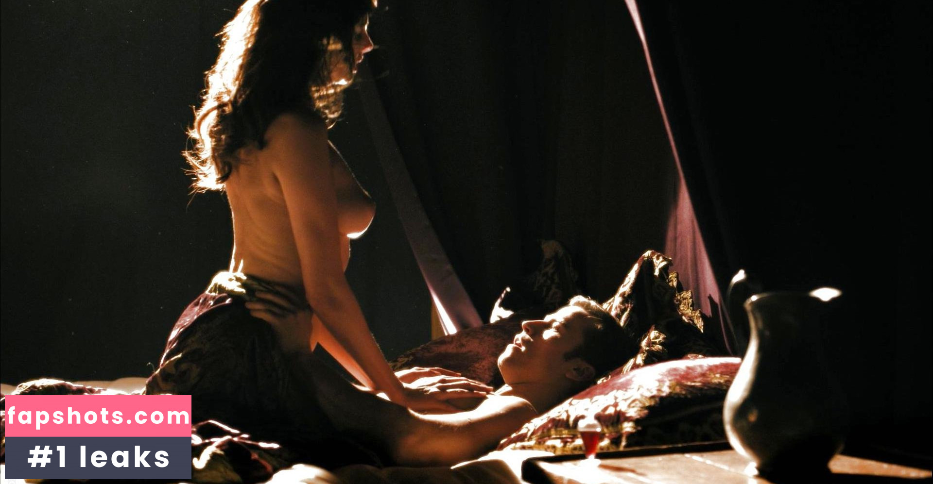 Frédérique Bel Nahé úniky fotek pouze od fanoušků #139 - Fapshots