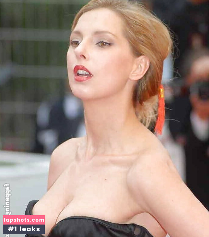 Frédérique Bel Nahé úniky fotek pouze od fanoušků #25 - Fapshots