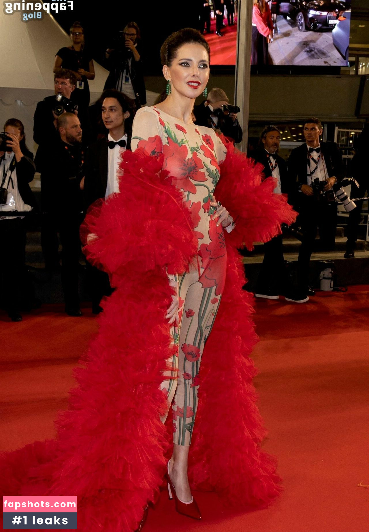 Frédérique Bel Nahé úniky fotek pouze od fanoušků #75 - Fapshots