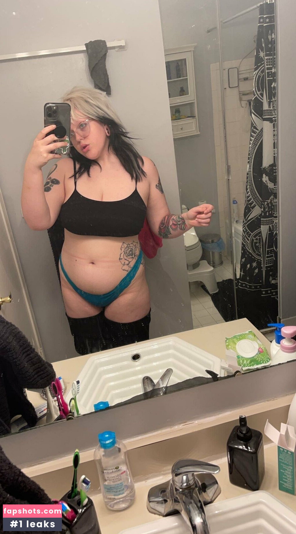 free_nsfw_peaches_ gallery photo #28