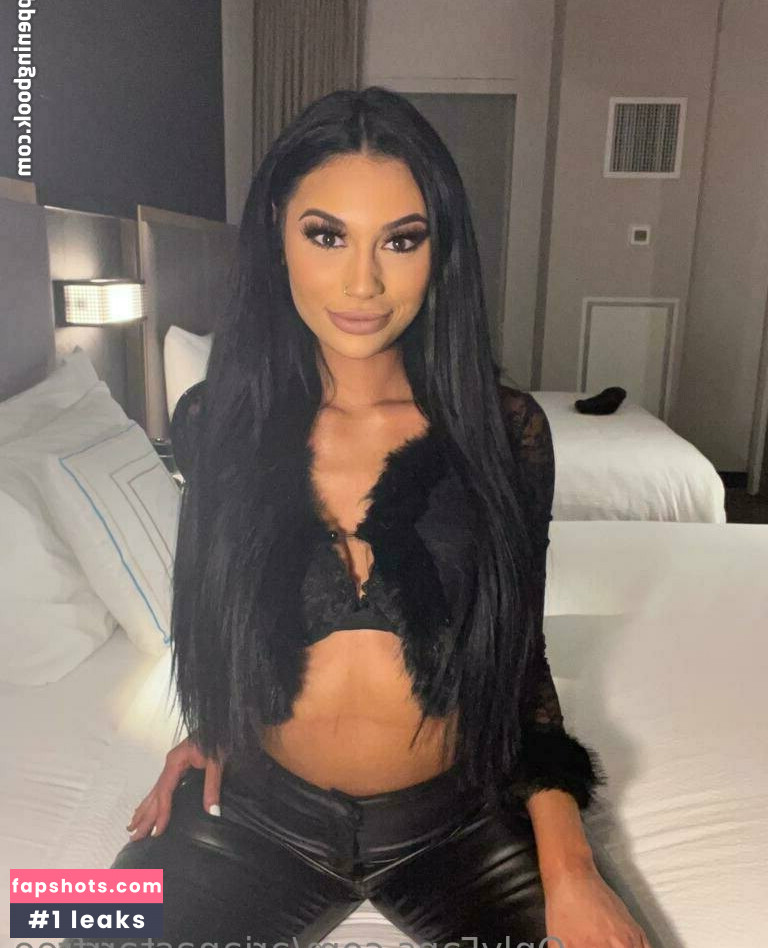 freeariana gallery photo #12