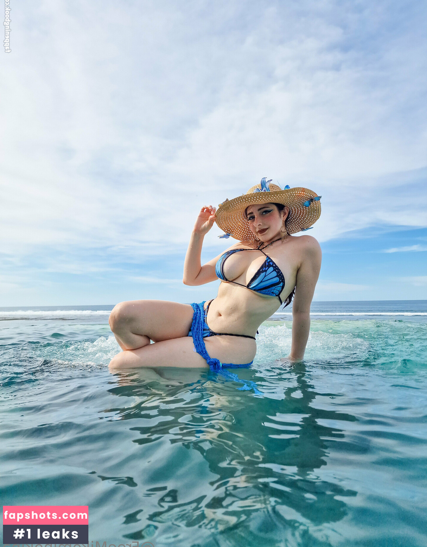 freemikomihokina Nude Leaks OnlyFans Photos #13 - LeakJerk