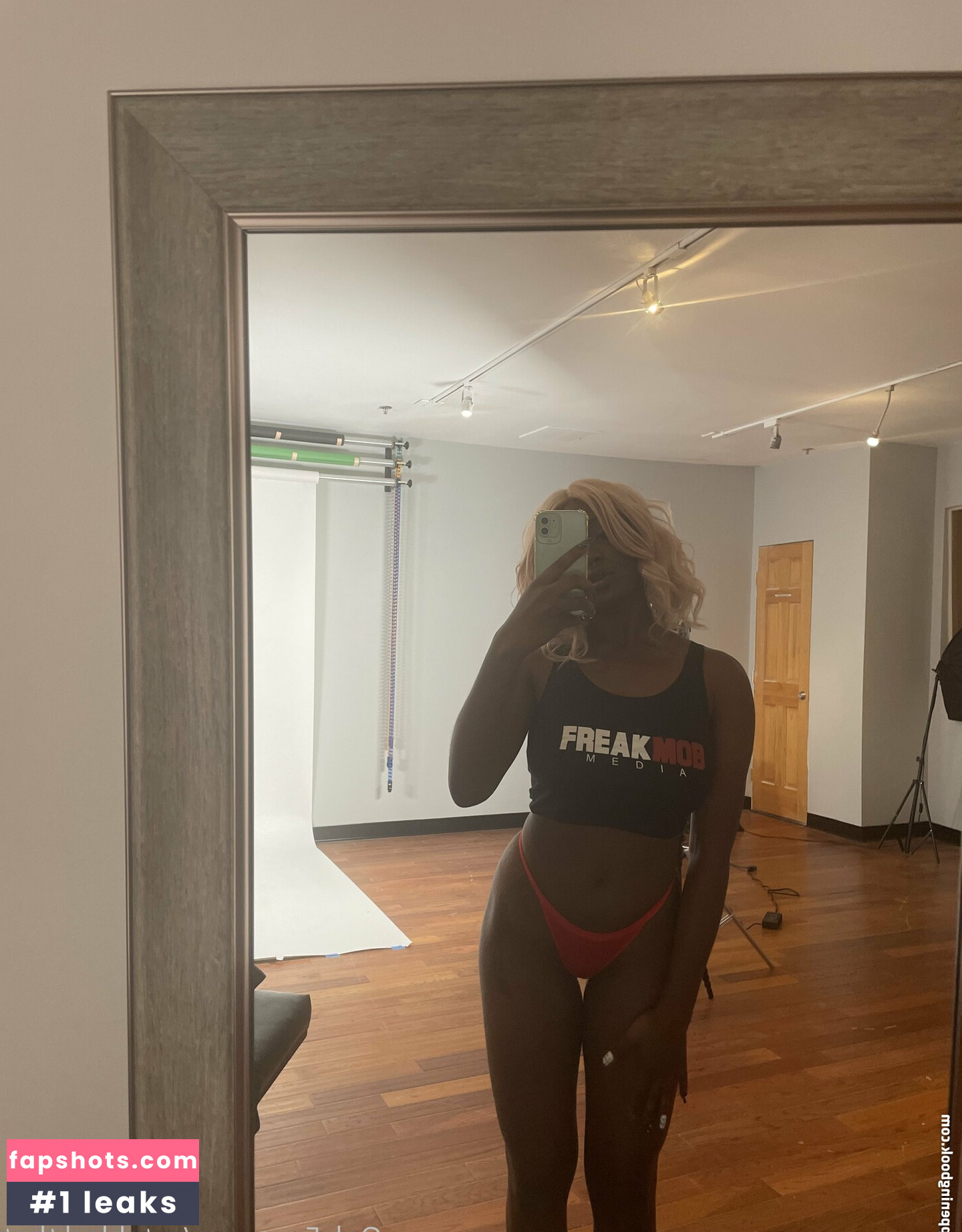 freemochakaia gallery photo #4