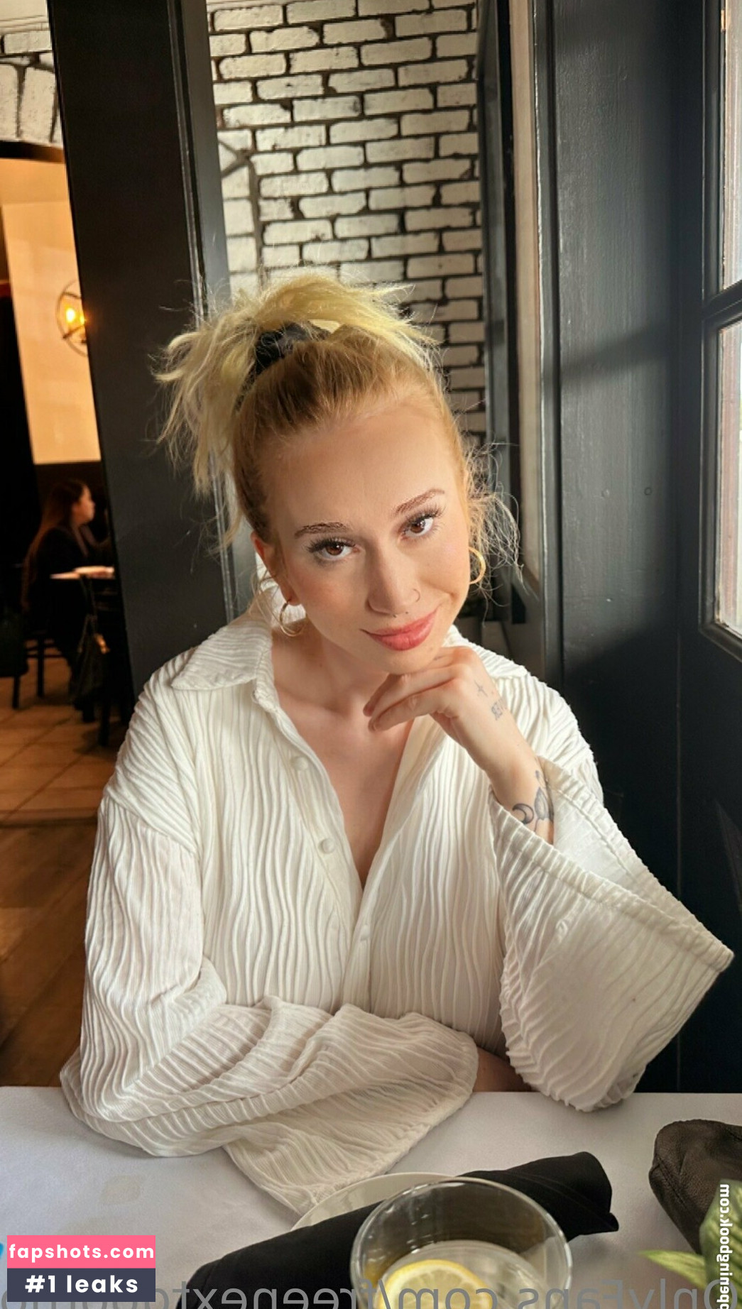 freenextdoornova gallery photo #13