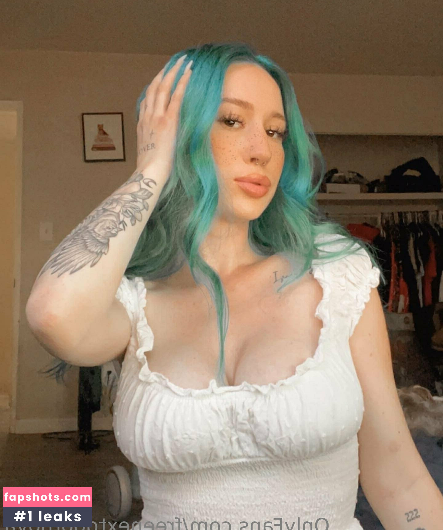 freenextdoornova gallery photo #14