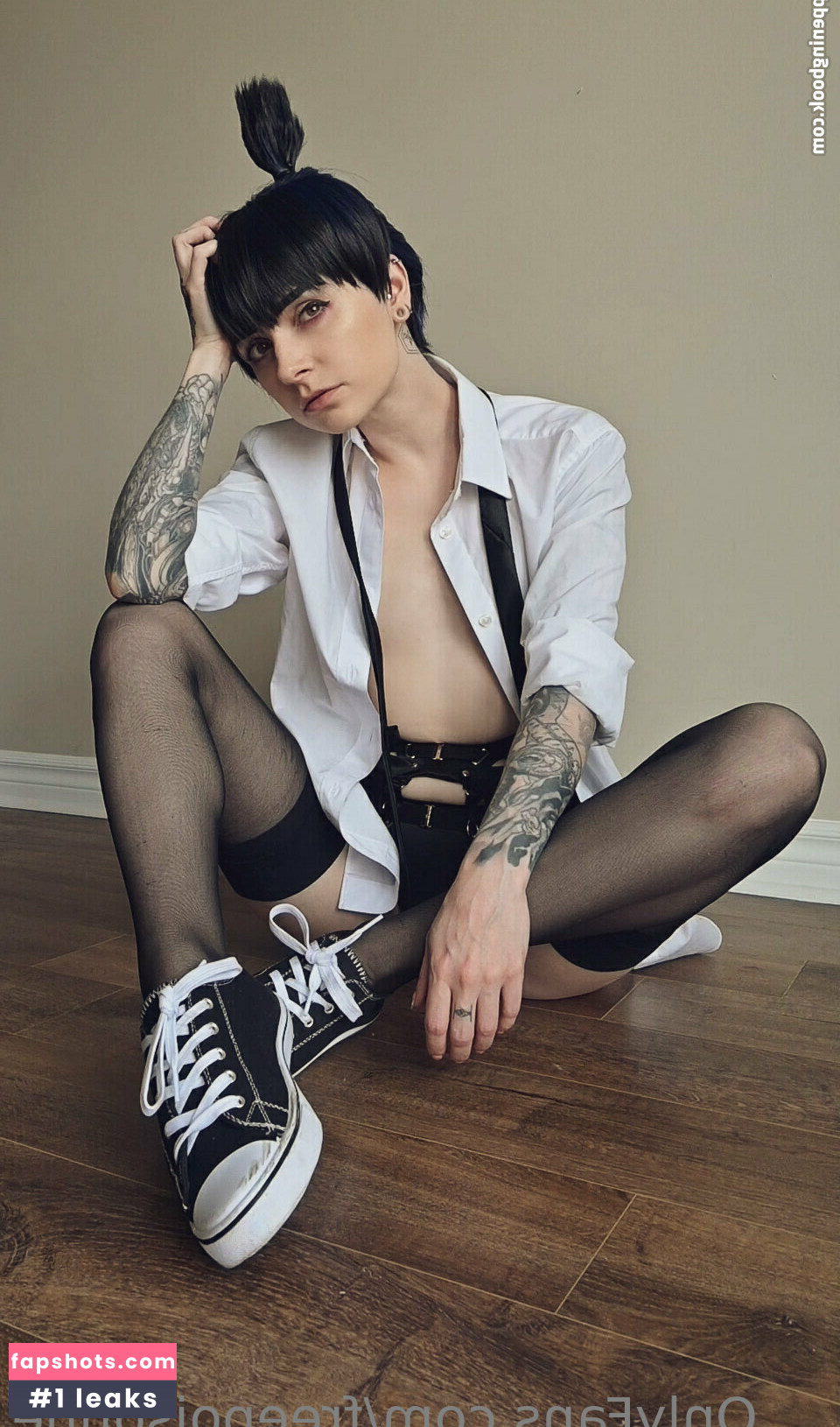 freepoisonne Nude Leaks OnlyFans Photos #3 - LeakJerk