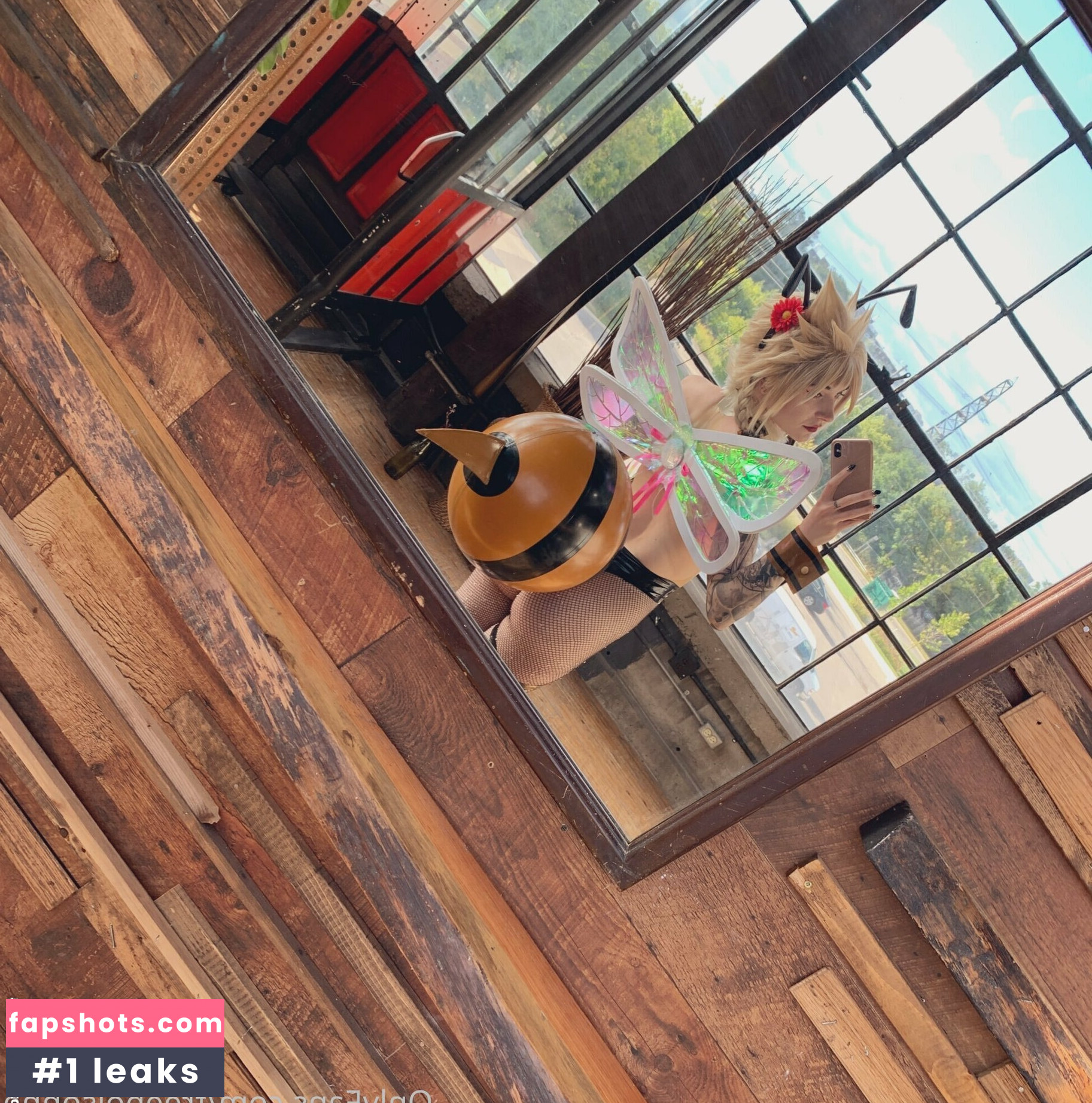 freepoisonne gallery photo #51