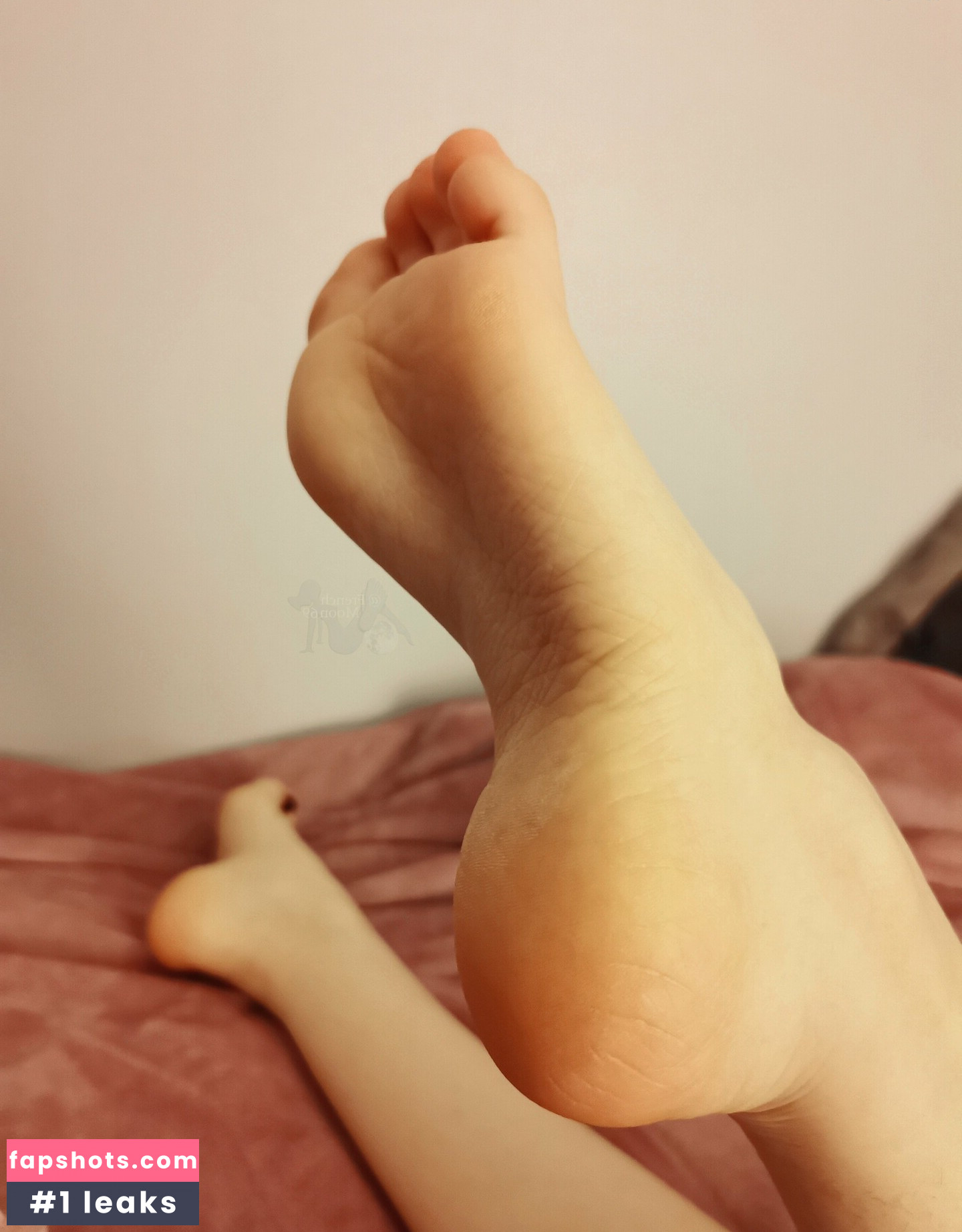 frenchmoon69 gallery photo #21