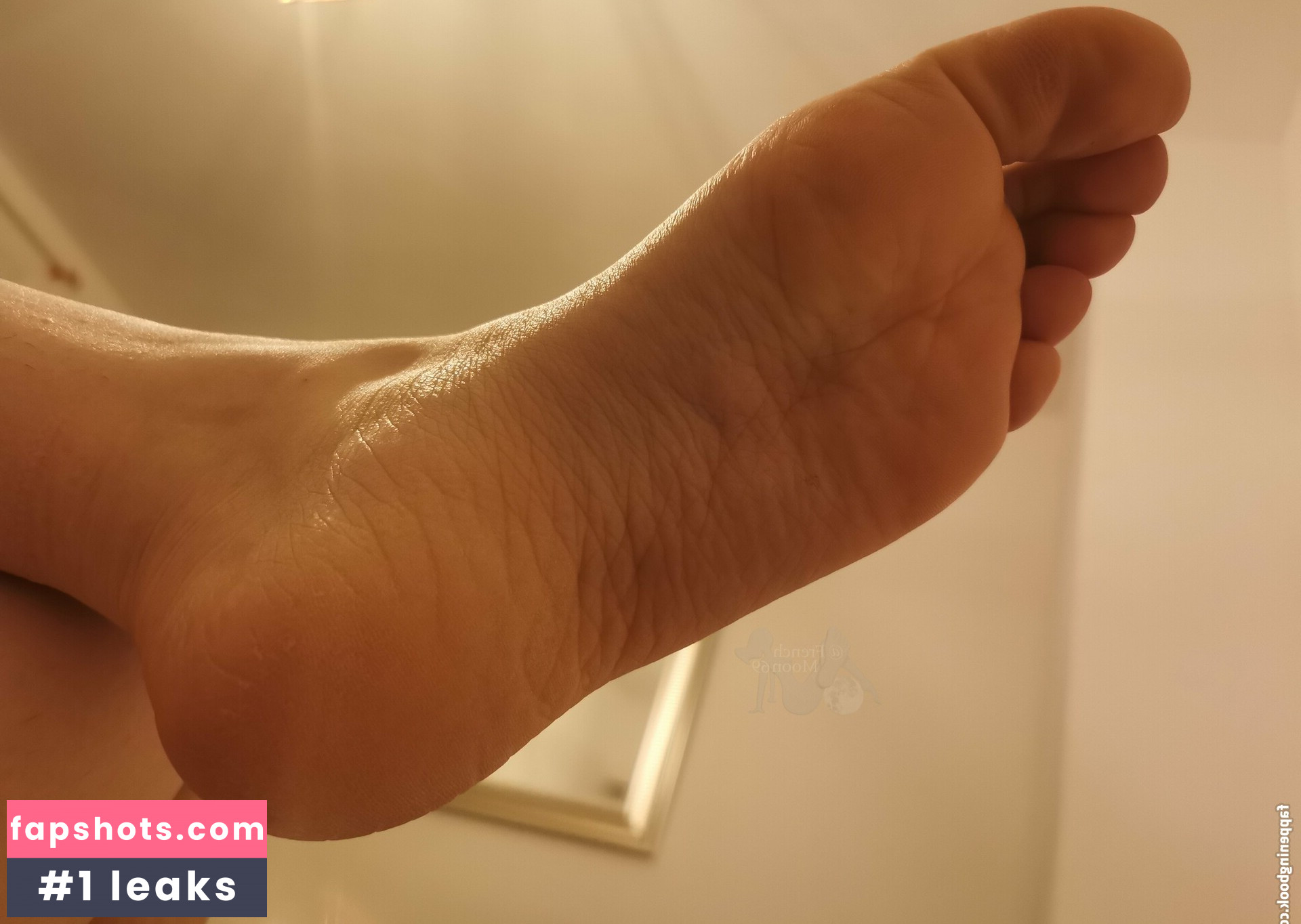 frenchmoon69 gallery photo #22