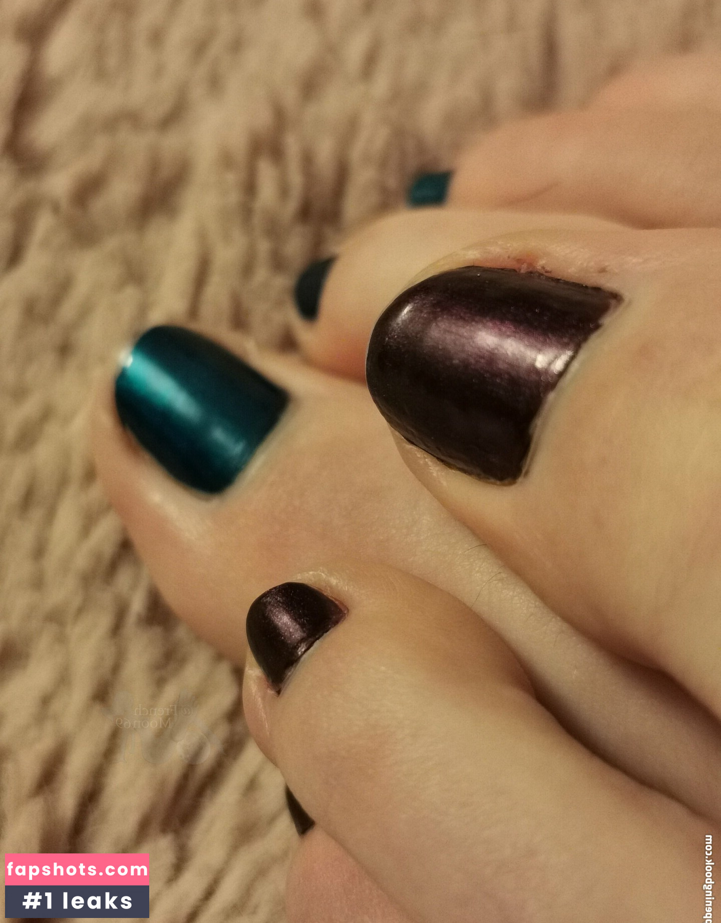 frenchmoon69 gallery photo #38