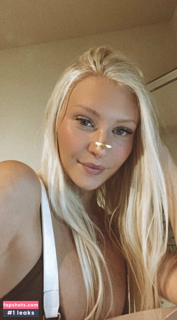 freshmanblondie18 Nude Leaks OnlyFans Photos #96 - Fapshots