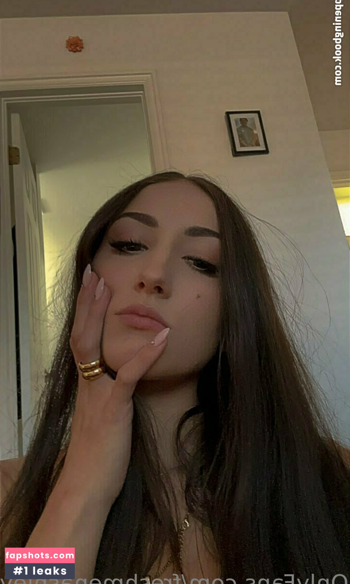 freshmenashley Nude Leaks OnlyFans Photos #178 - Fapshots