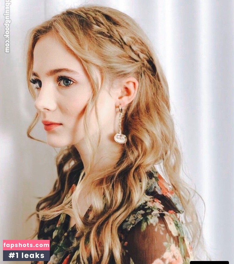 Freya Allan Nude Leaks OnlyFans Photos #241 - LeakJerk