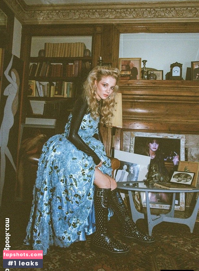 Freya Allan Nude Leaks OnlyFans Photos #250 - LeakJerk