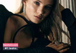 Freya Allan Nude Leaks OnlyFans Photos #71 - LeakJerk