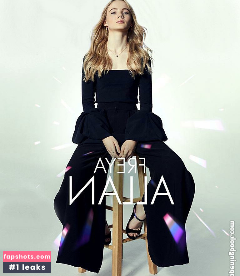 Freya Allen gallery photo #4