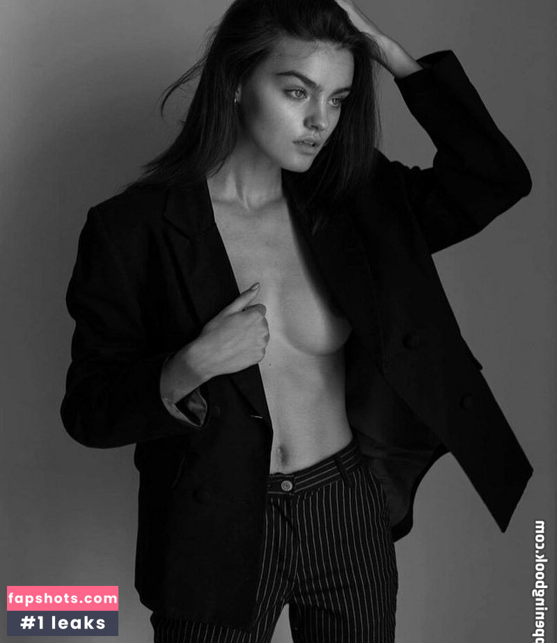 Freya Walton gallery photo #36