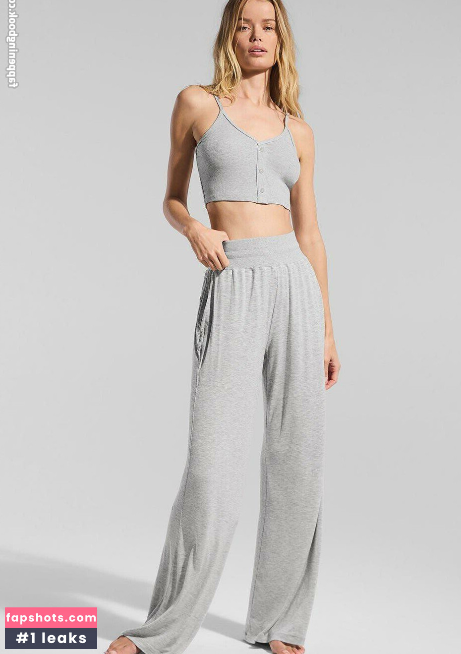 Frida Aasen gallery photo #2