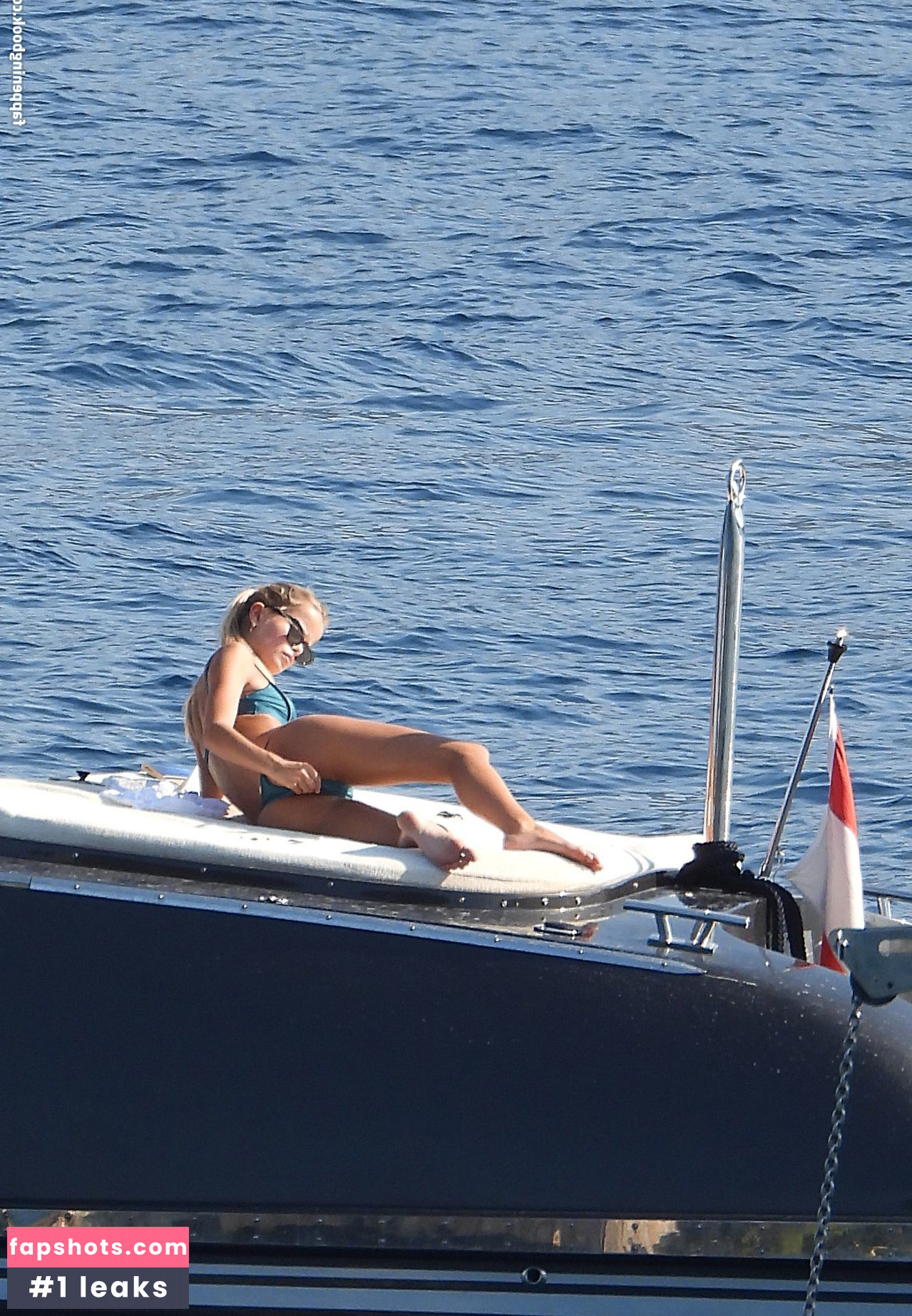 Frida Aasen gallery photo #681