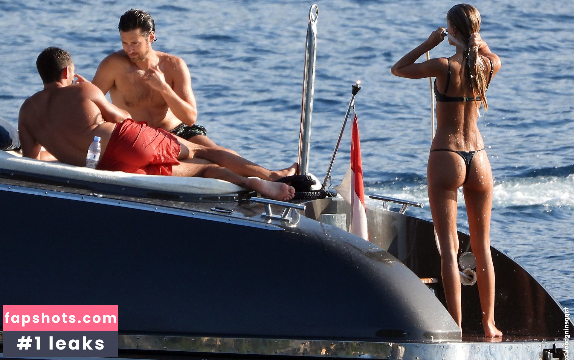 Frida Aasen gallery photo #686