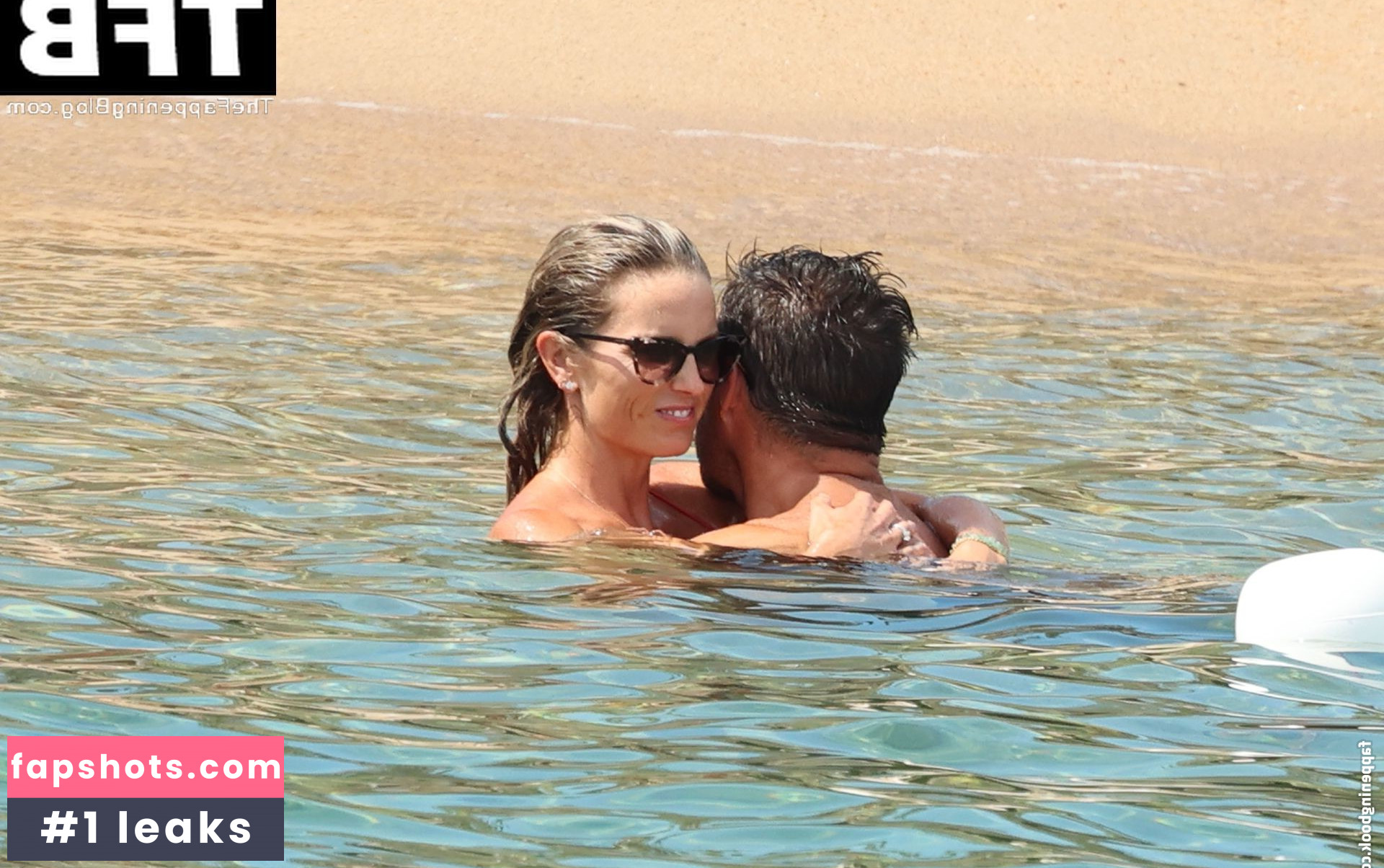 Frida Andersson gallery photo #72