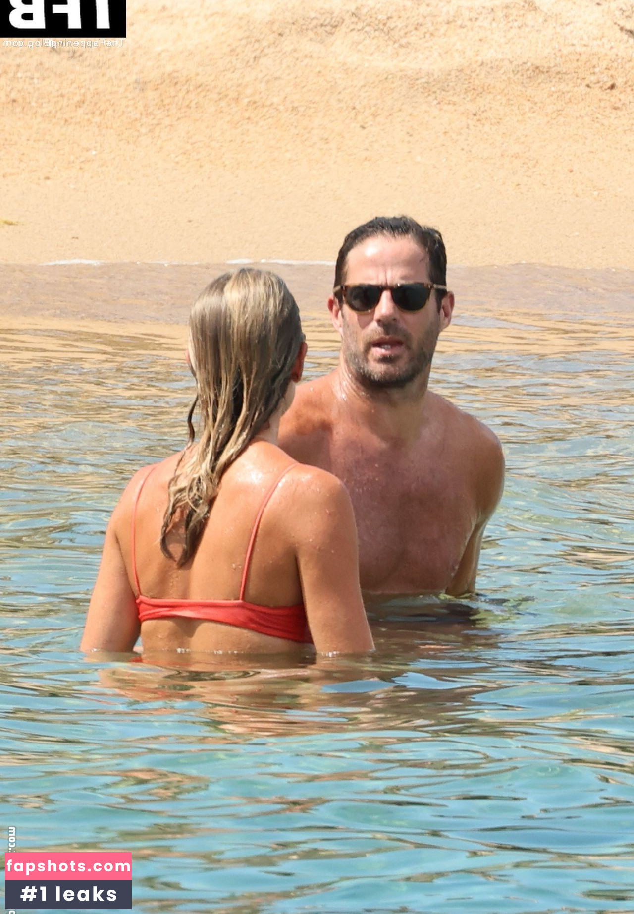 Frida Andersson gallery photo #77