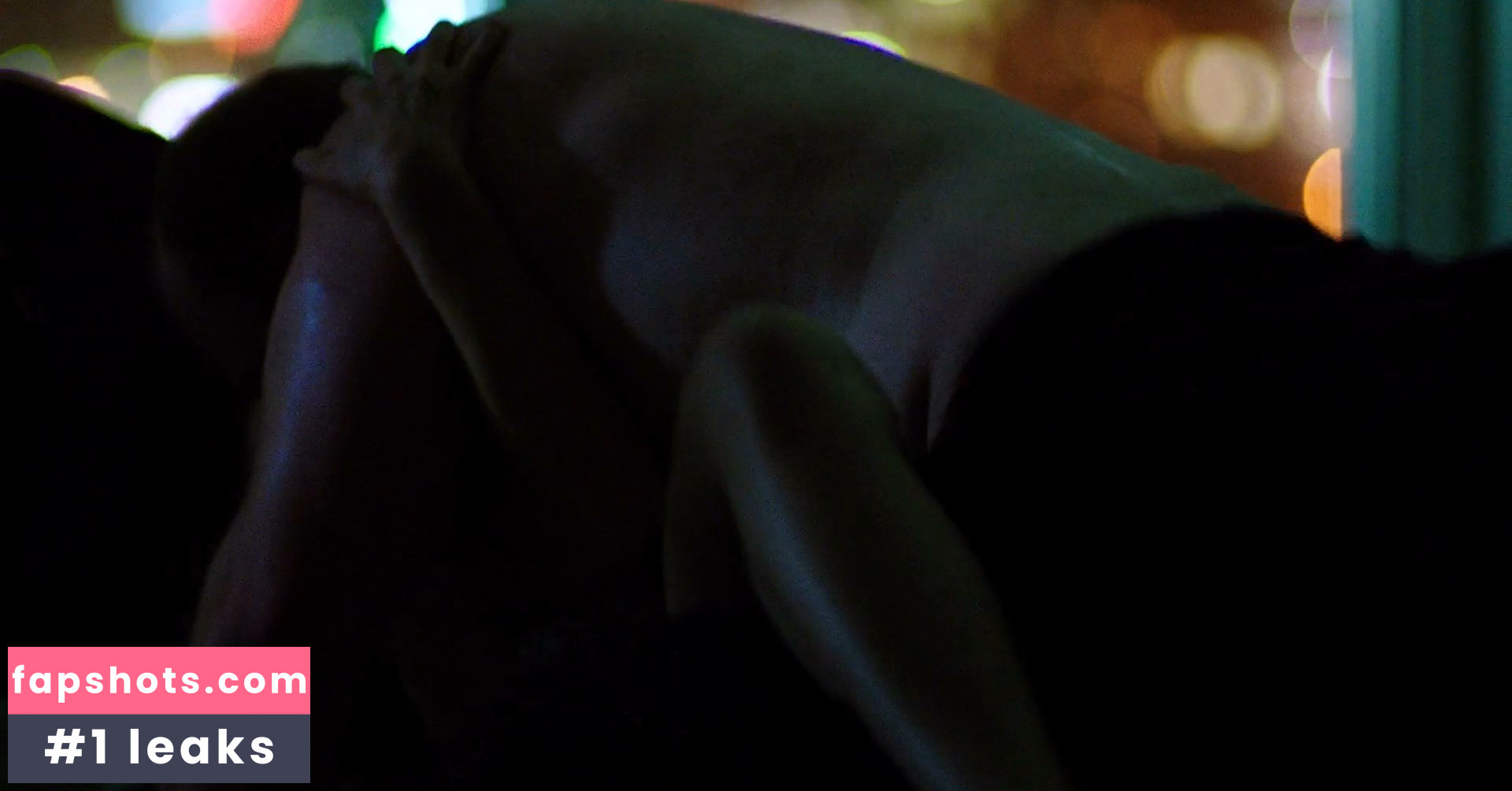 Frida Hallgren gallery photo #7