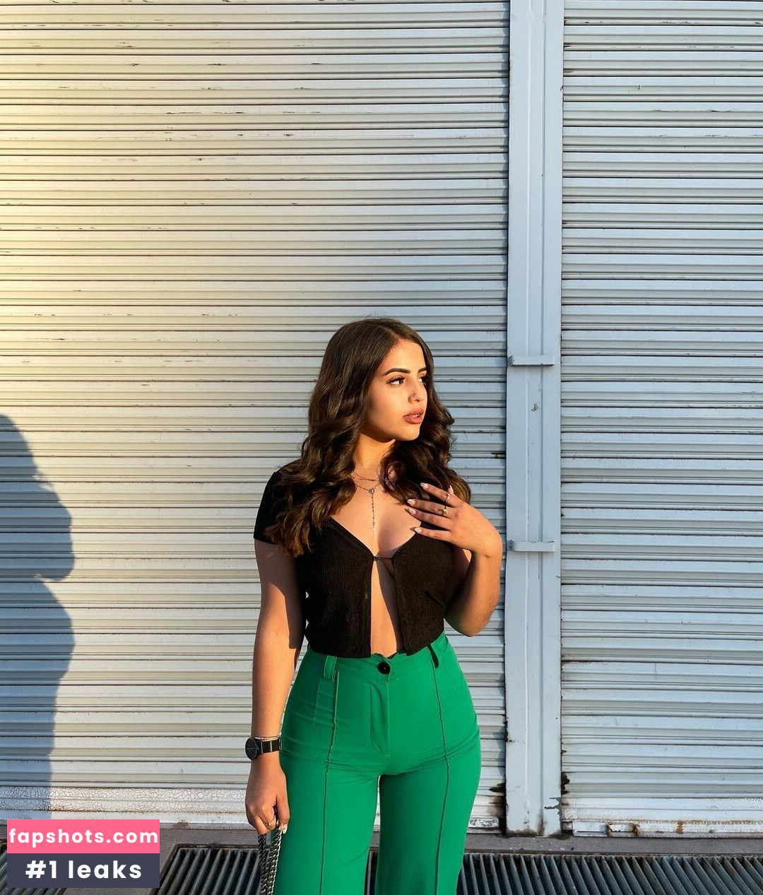 Frida Najera nude babe gallery