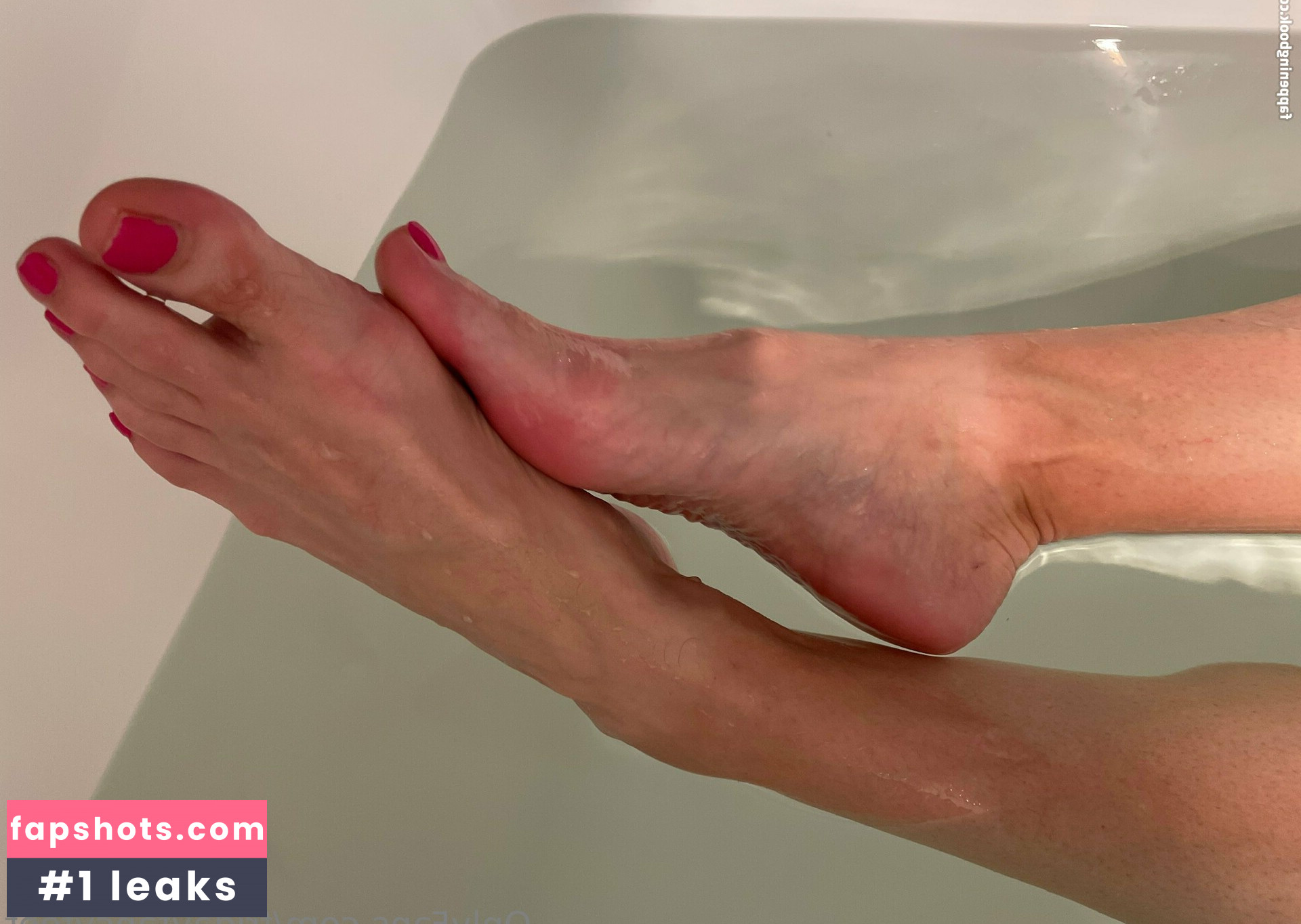 fridayfancyfeet gallery photo #3