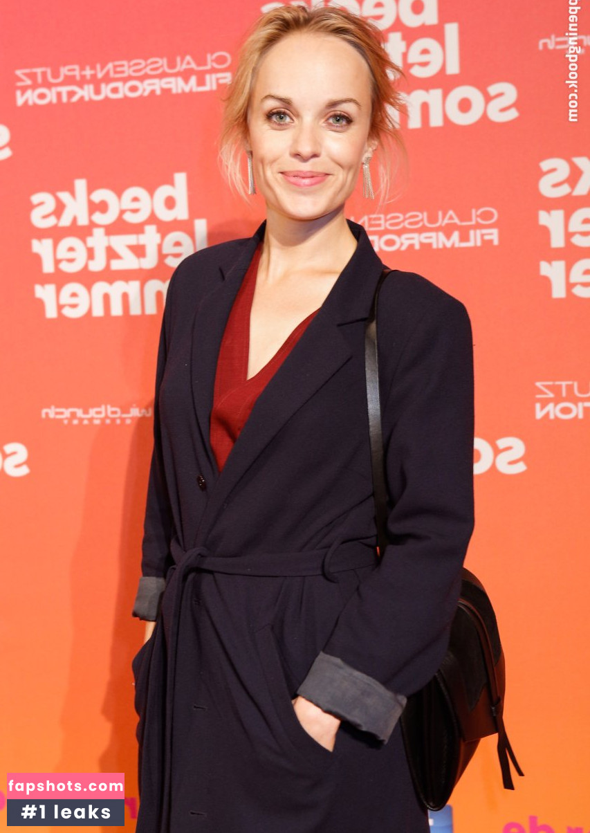 Friederike Kempter gallery photo #45