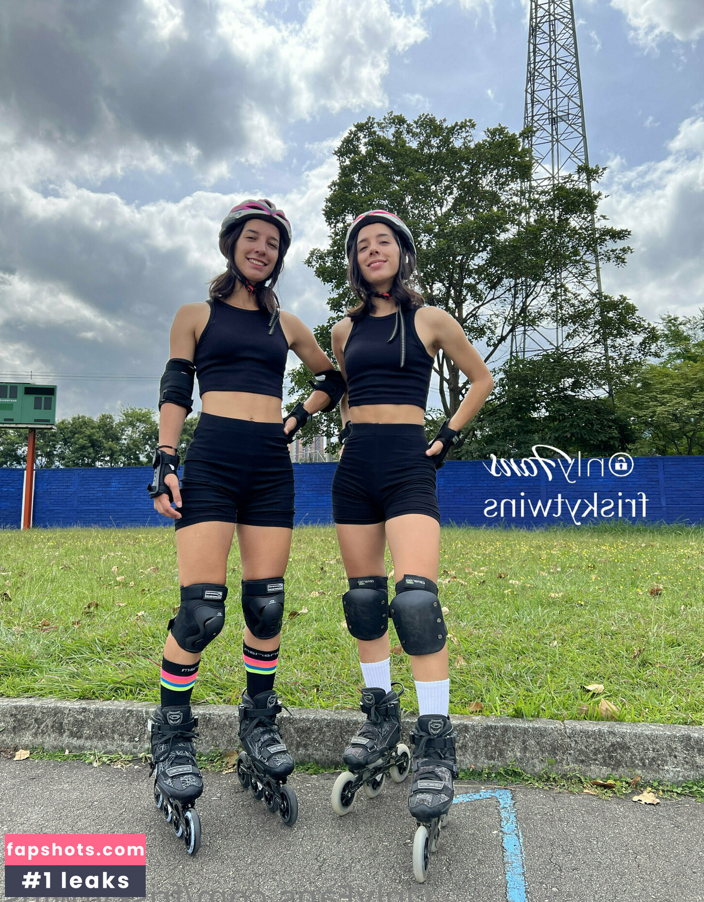 Frisky Twins gallery photo #16