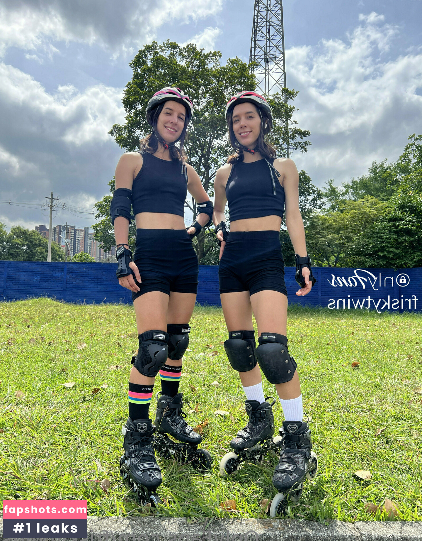 Frisky Twins gallery photo #18