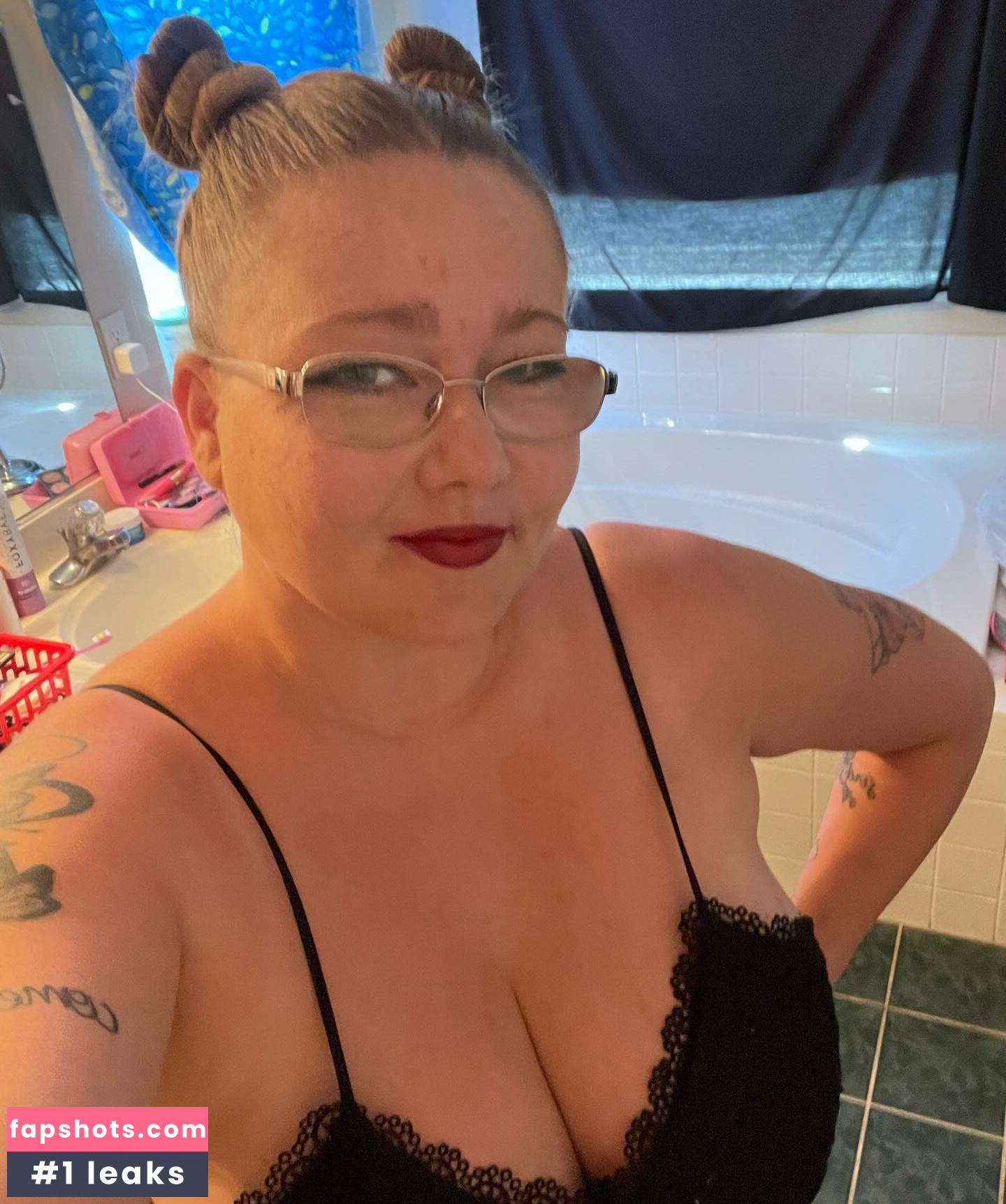 Frostymomma86 gallery photo #9