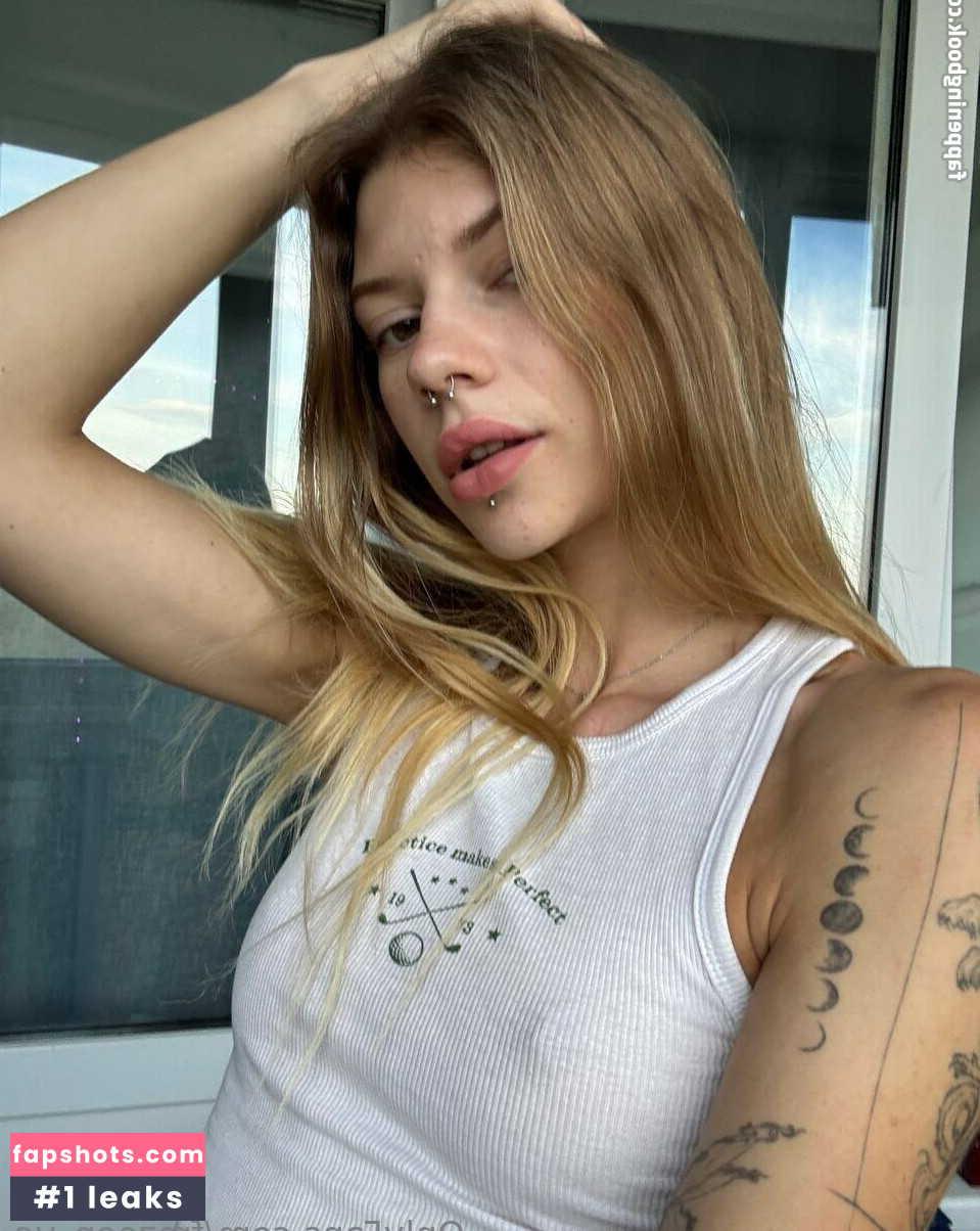 frozeen_ye Nude Leaks OnlyFans Photos #28 - LeakJerk