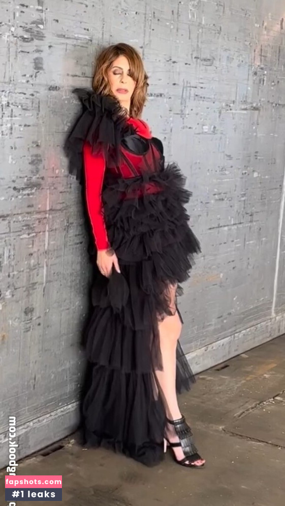 Funda Vanroy gallery photo #4