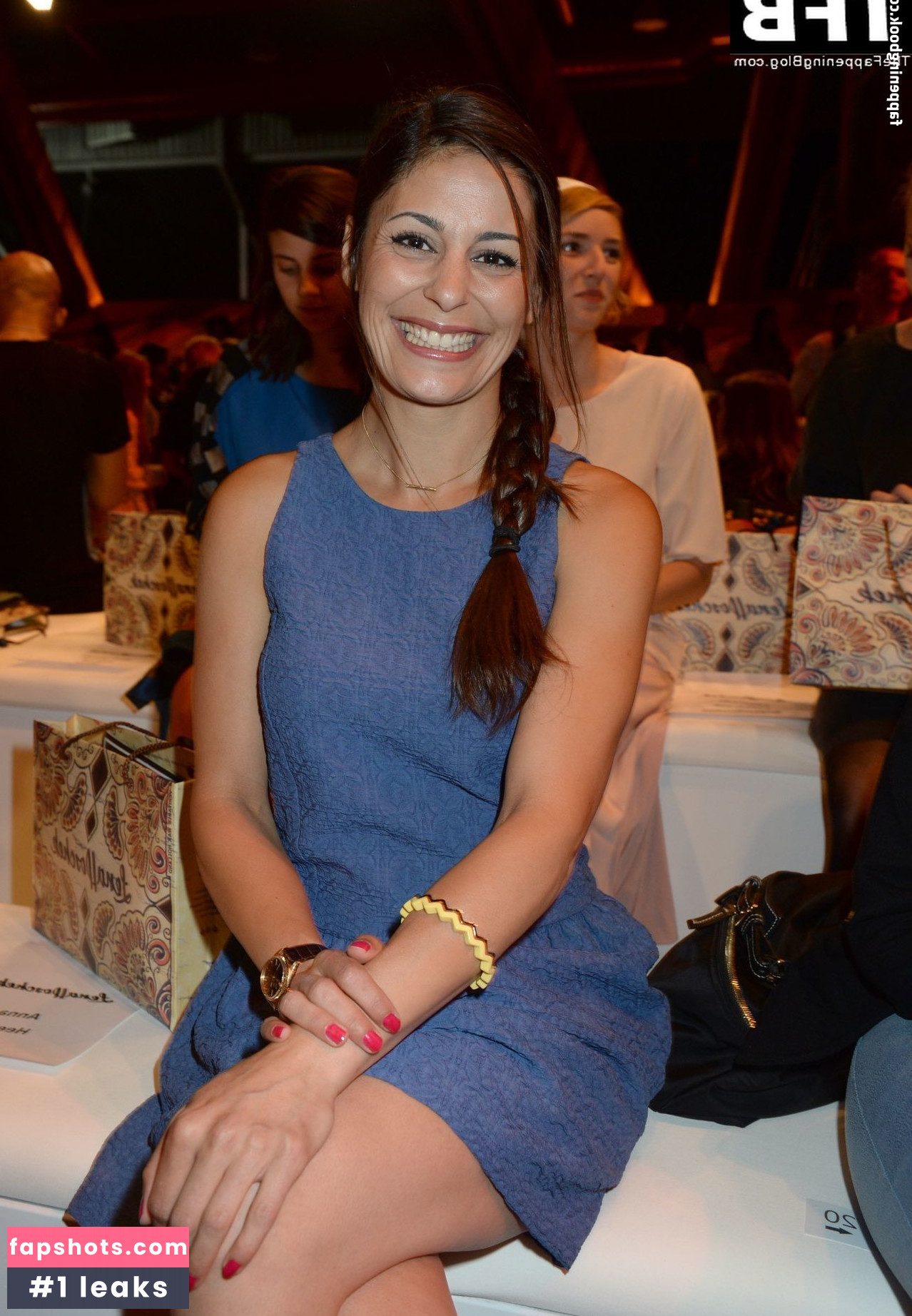 Funda Vanroy gallery photo #47