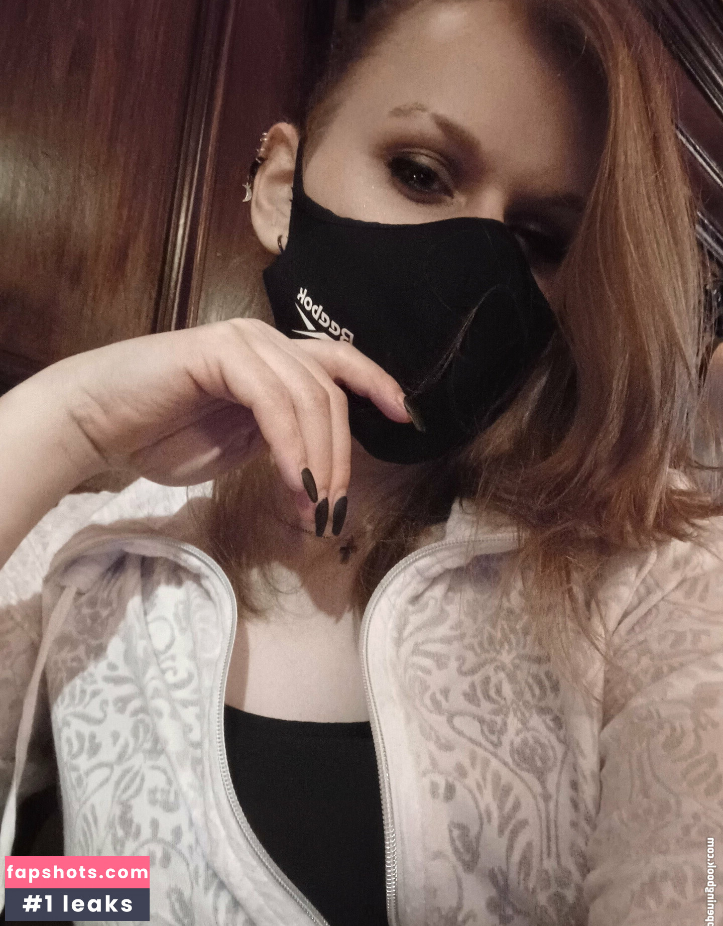 fussyhussy gallery photo #4