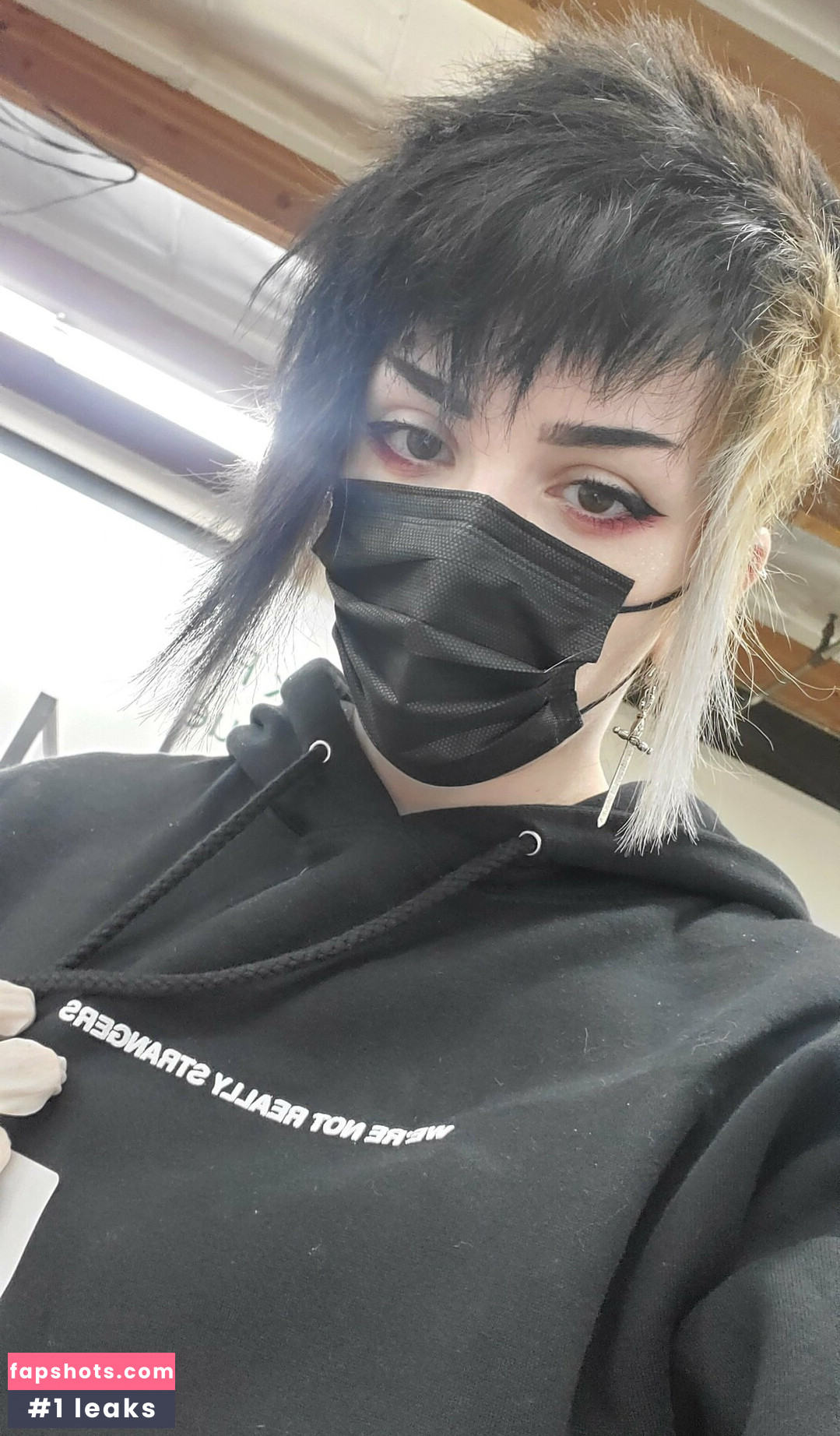 futchgod nude babe gallery