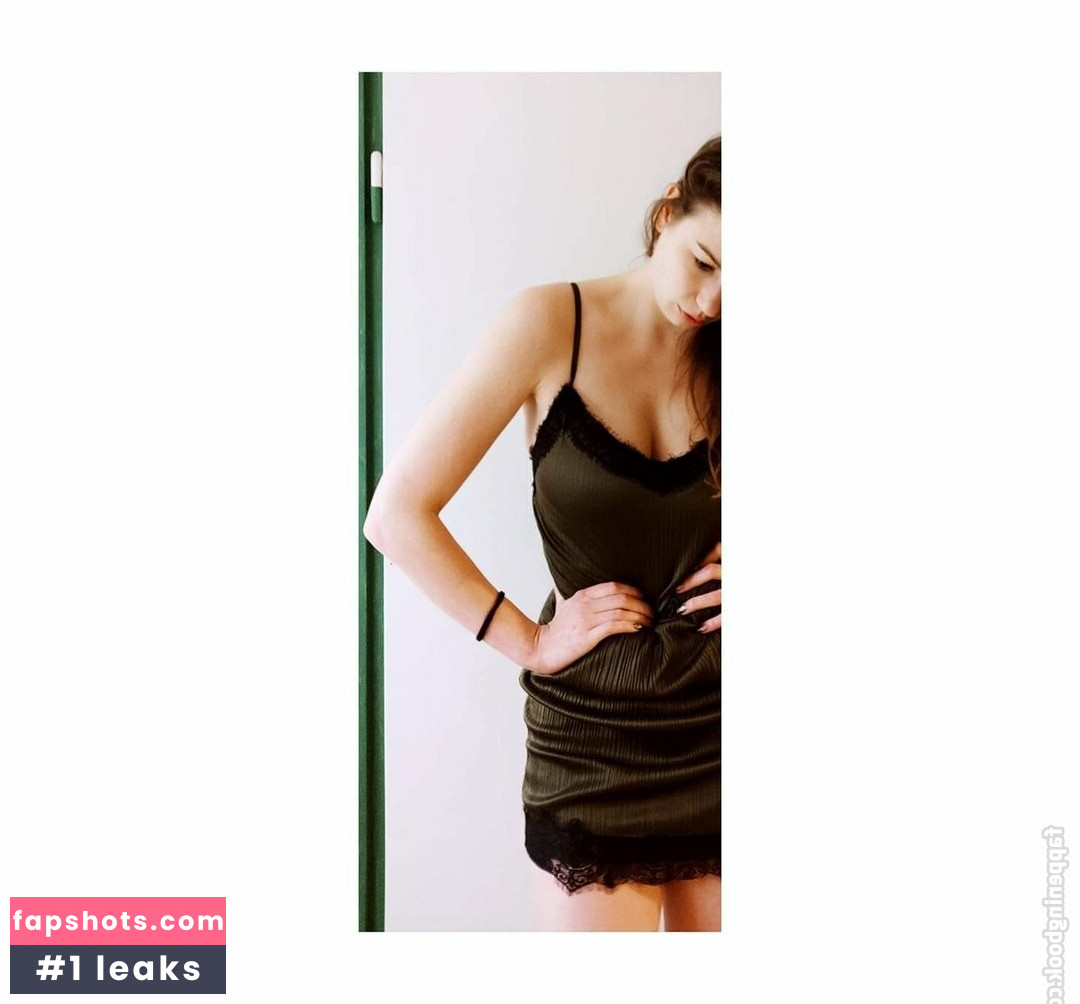 fuzyfruzsina Nahé úniky fotek pouze od fanoušků #4 - Fapshots