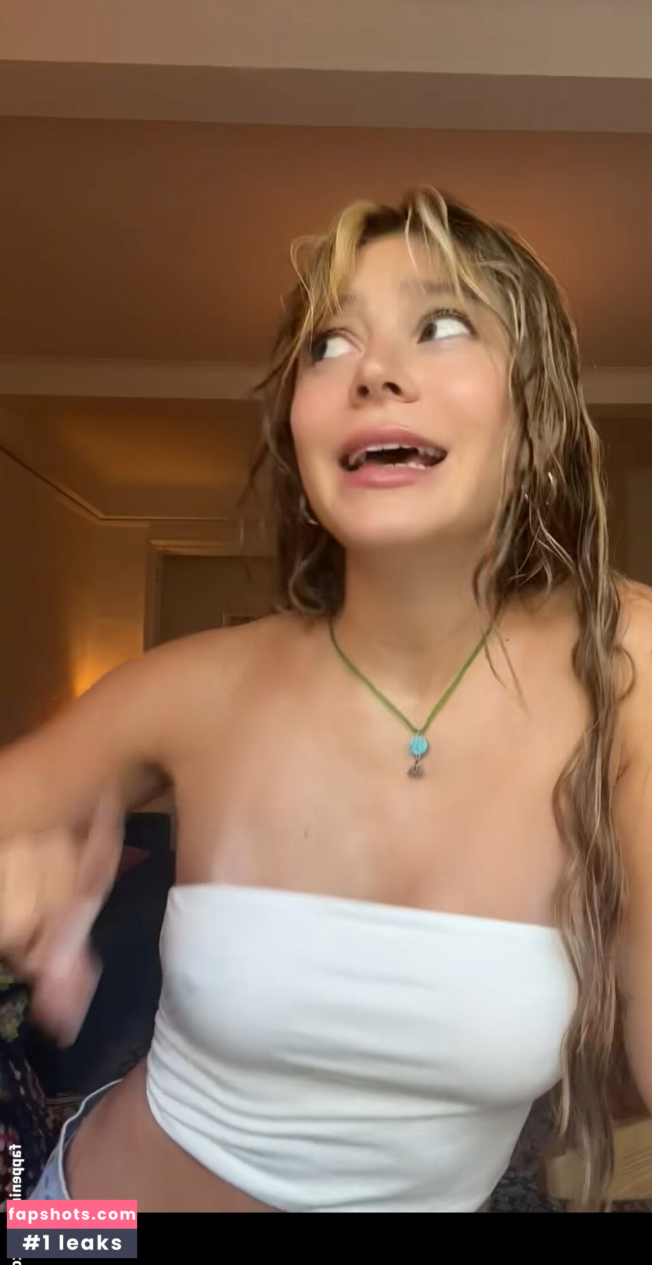 G Hannelius gallery photo #7