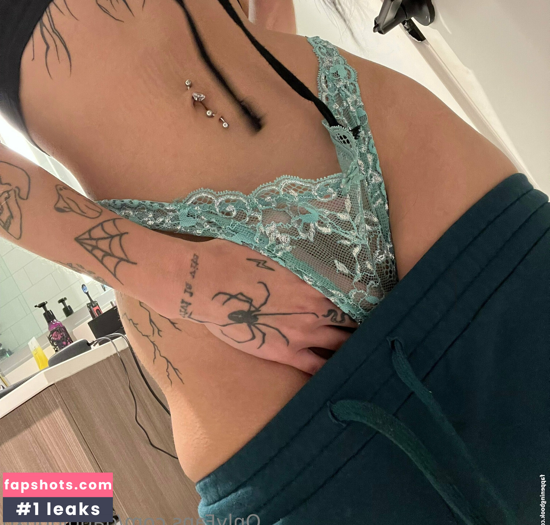 gabbigonxo nude babe gallery