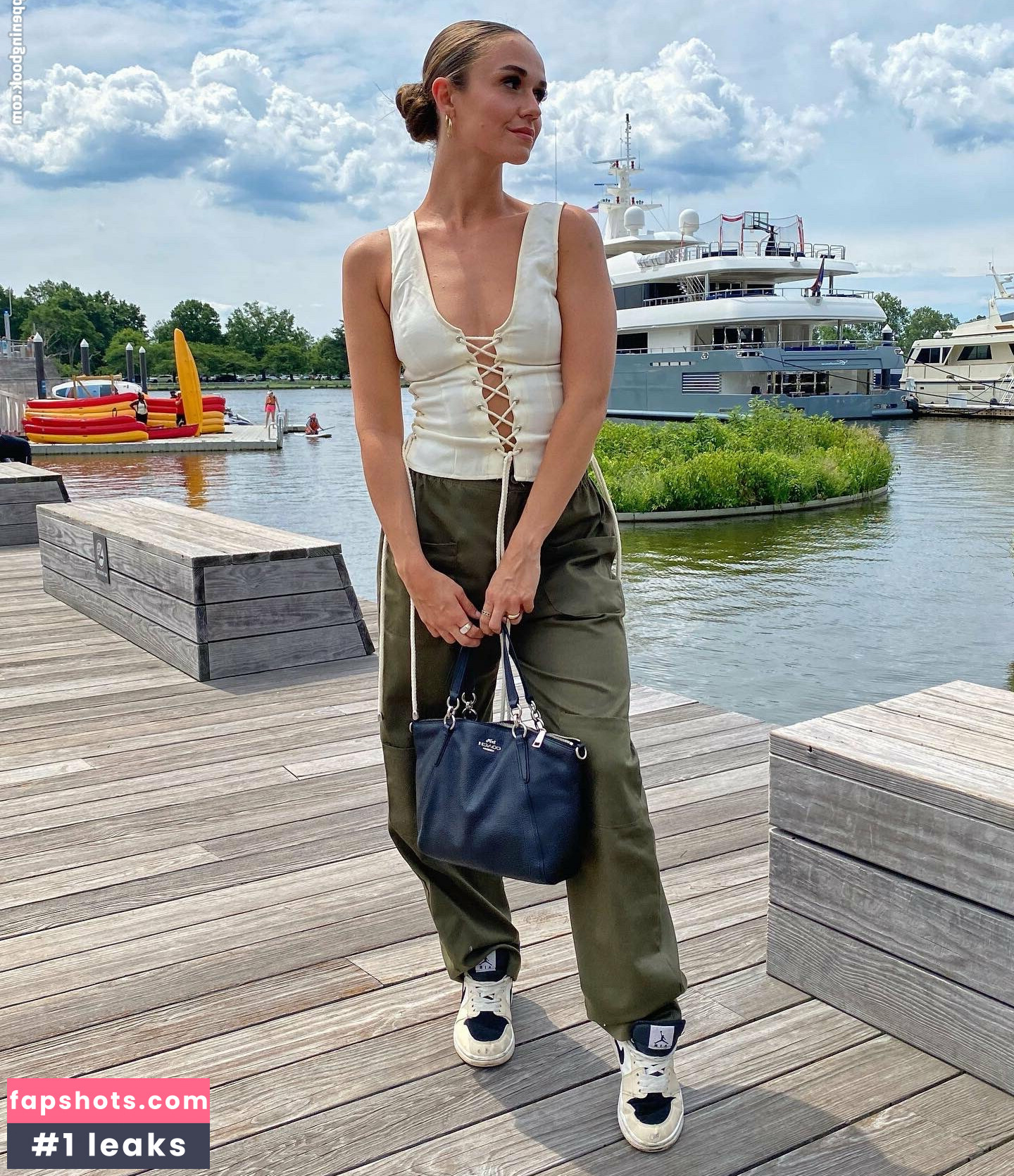 Gabby J David gallery photo #115