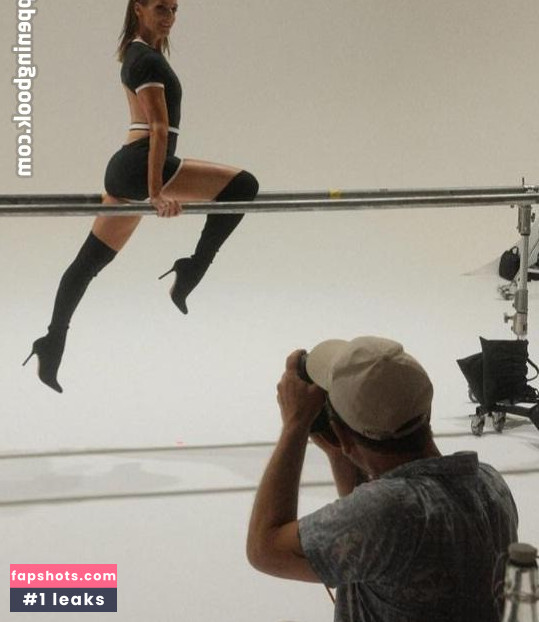 Gabby Logan gallery photo #14