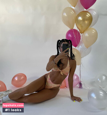 Gabby Scheyen gallery photo #13