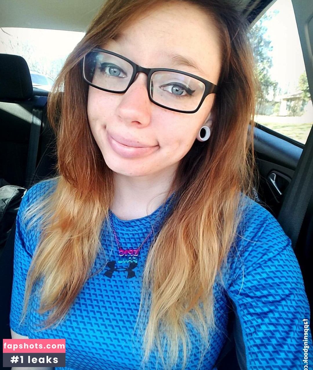 Gabby Swears gallery photo #12