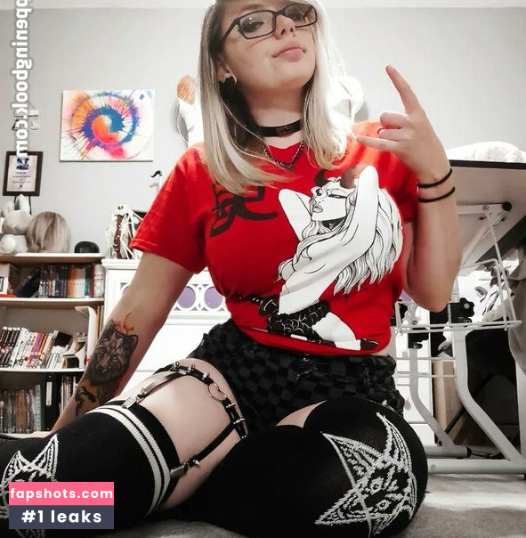 Gabby Swears gallery photo #38