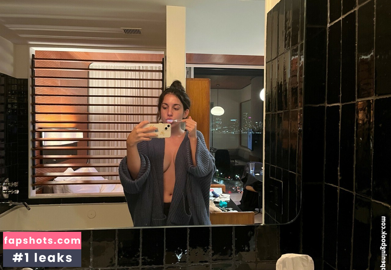 Gabi Abrão Nude Leaks OnlyFans Photos #14 - LeakJerk